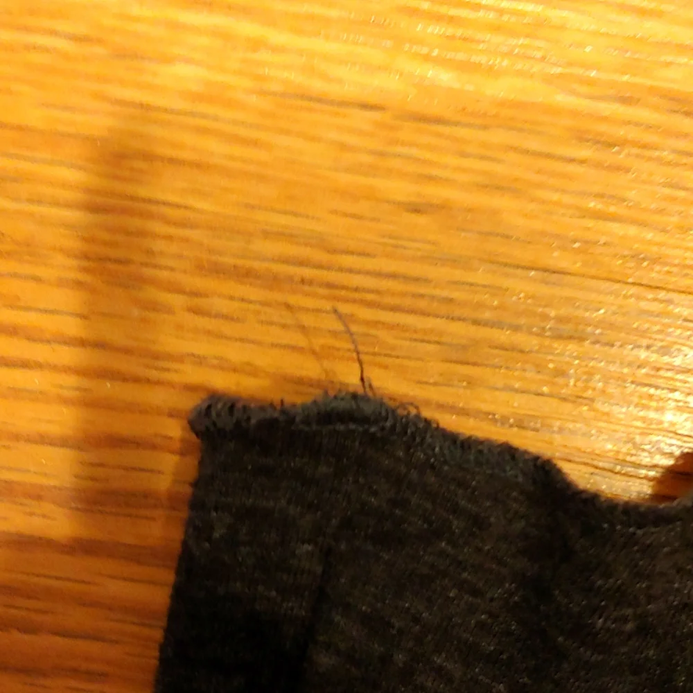 Bella mermaid screenprint racerback tank, size S, black & gold - Picture 4 of 4